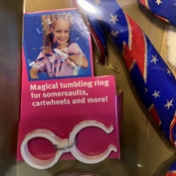 NEW IN BOX Olympic Gymnast Barbie Atlanta 1996 - Picture 5 of 10